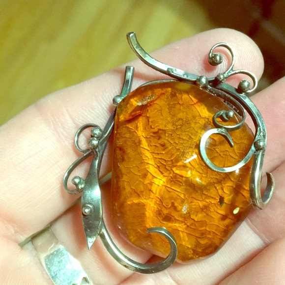 Antique Jewelry - Antique natural Amber Silver set Art Deco pin